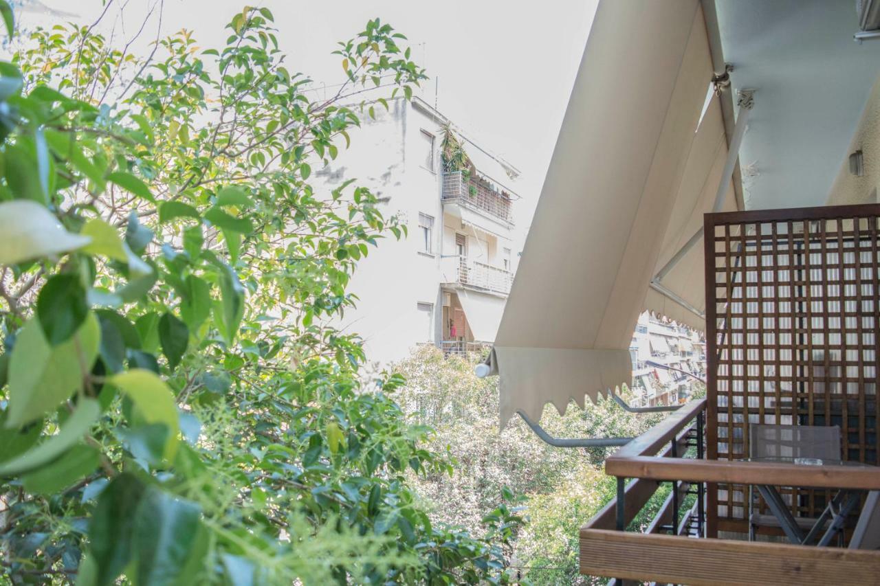 Chic And Minimal Apartment Close To Thissio Metro Athens Exterior photo